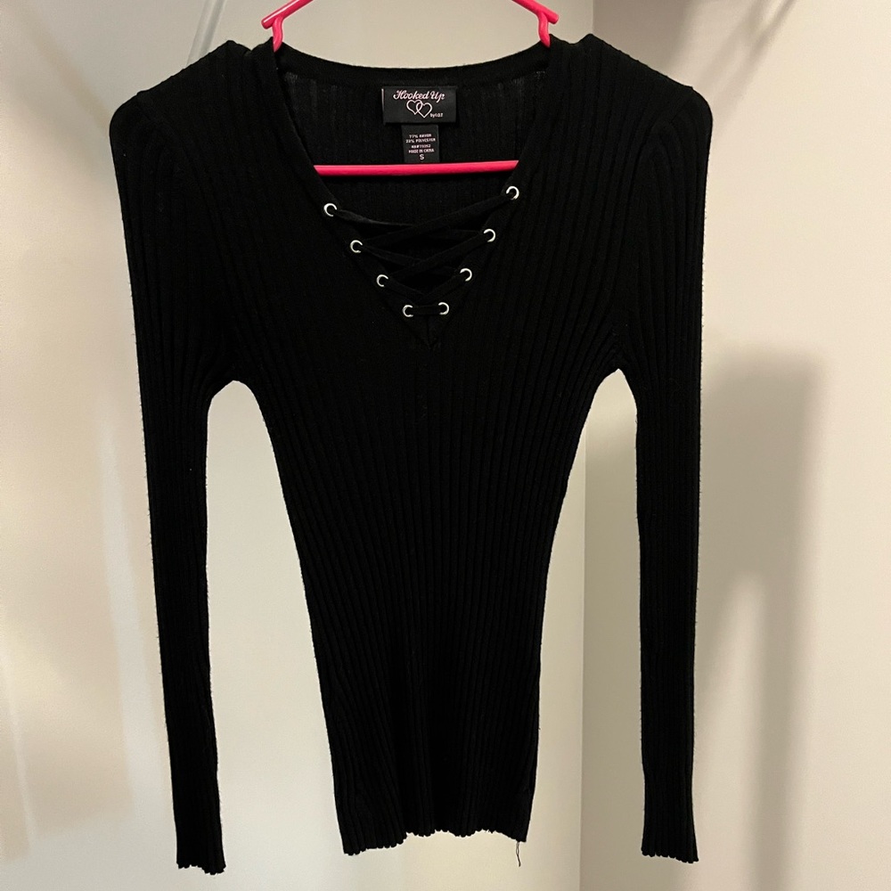 Ribbed lace up top